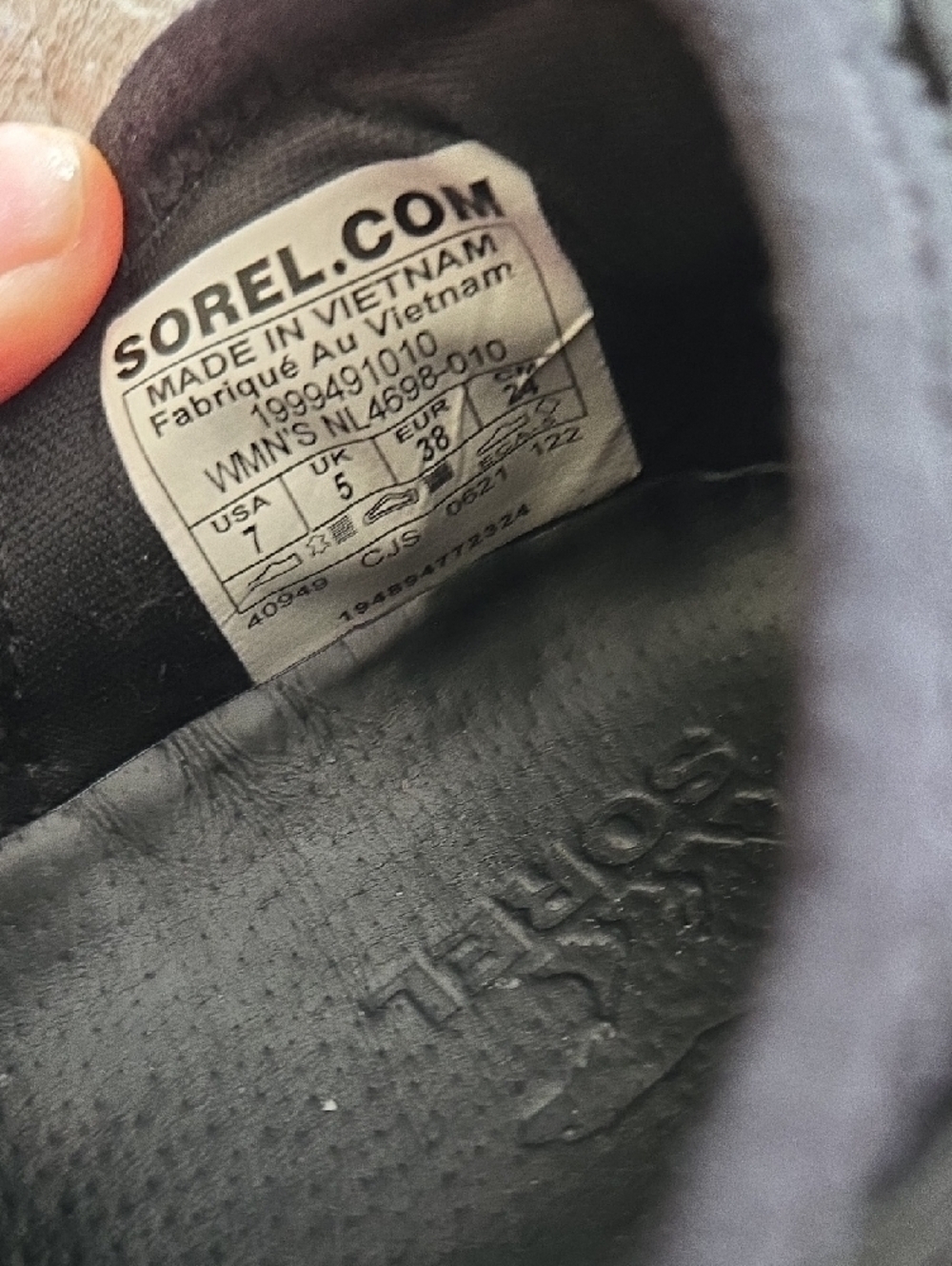 Sorel Black Kinetic Impact Sneakers Quiet Luxury Athleasure Contemporary size 7 - Picture 3 of 9